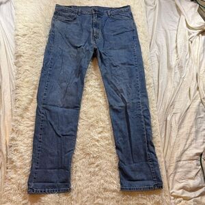 W61. Men's Levi Blue Jeans (W40, L34)
